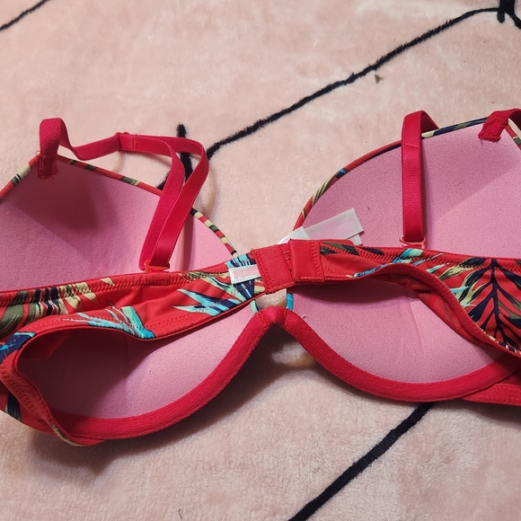 Pink push up bra - Picture 2 of 3